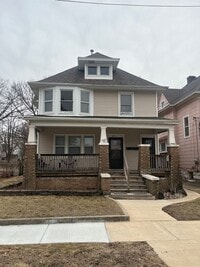 Building Photo - 1029 Spafford Ave