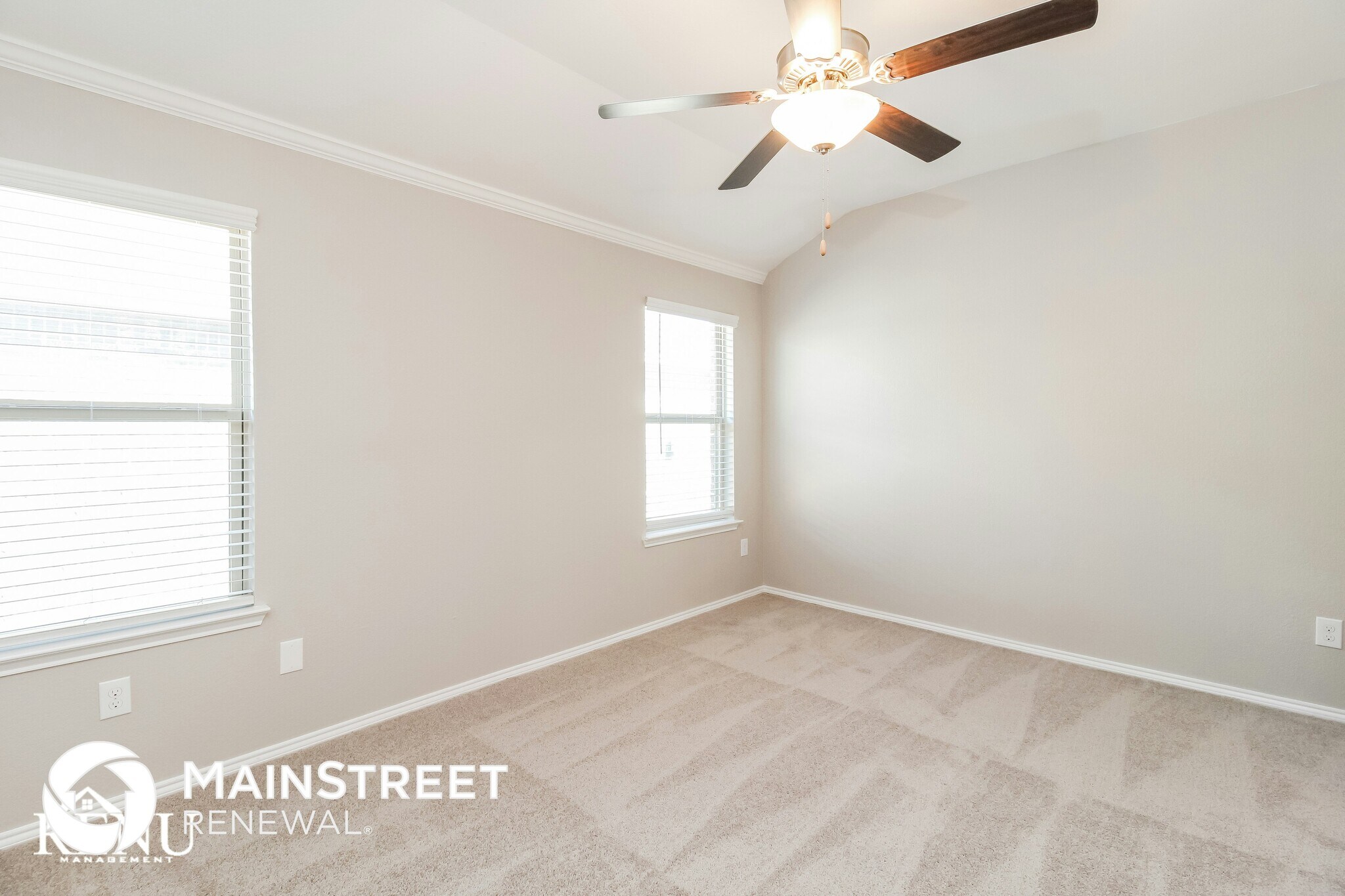 Building Photo - 416 Pollyann Trl