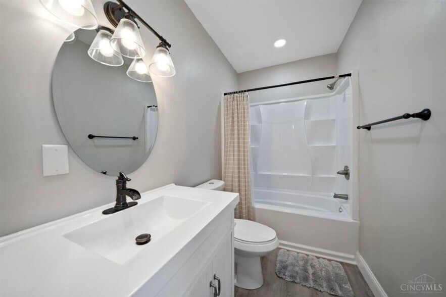 Building Photo - 5261 Waltella Pl