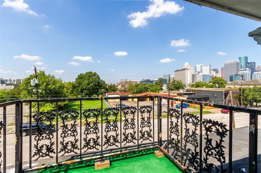 Balcony view - 2505 Austin St