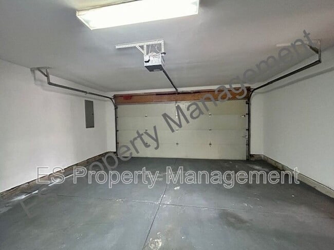 Building Photo - 11616 Rothe Way