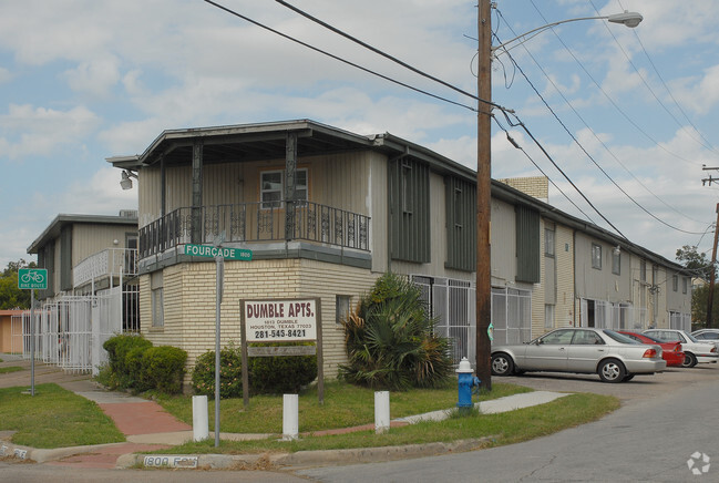 Building Photo - Dumble Apartments