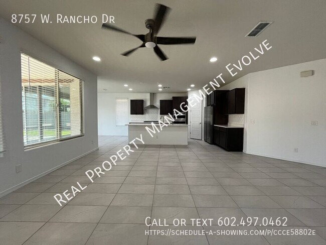 Building Photo - 8757 W Rancho Dr