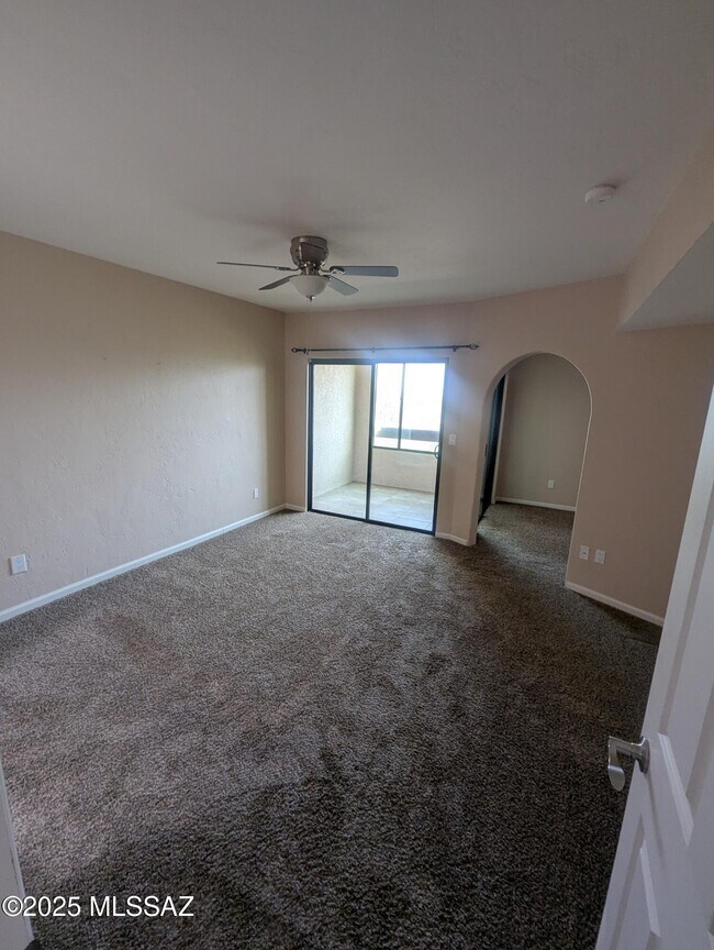 Building Photo - 9350 E Speedway Blvd