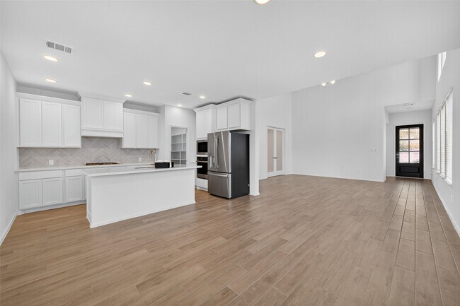 Building Photo - 10730 Aquila Star Dr