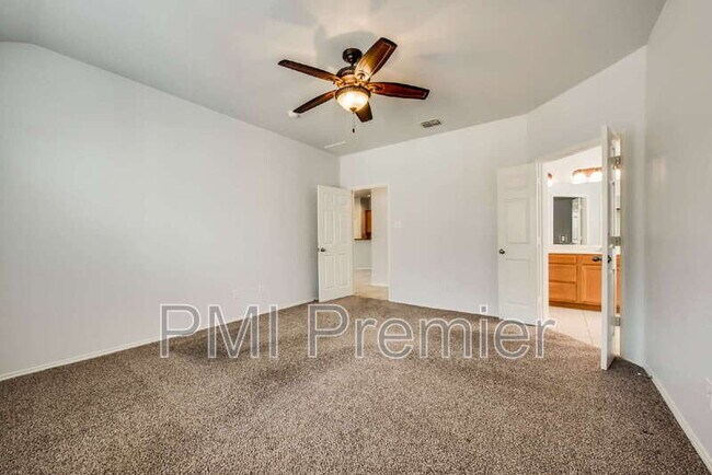 Building Photo - 4005 Ringdove Way
