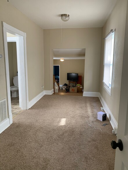 Dining Room or Office - 3667 E Munkwitz Ave