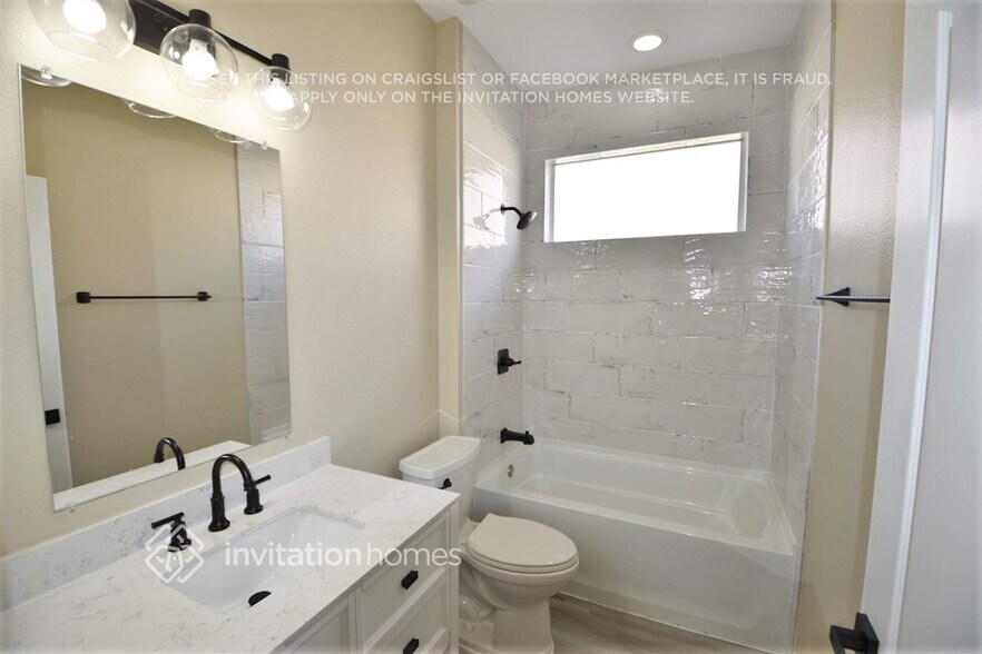 Building Photo - 1348 Daryl Dr