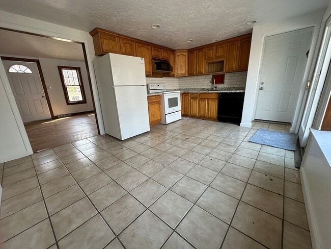 Building Photo - 63 Crabtree Rd