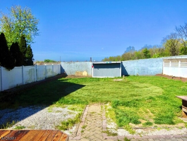 Building Photo - 94 S 21st Ave