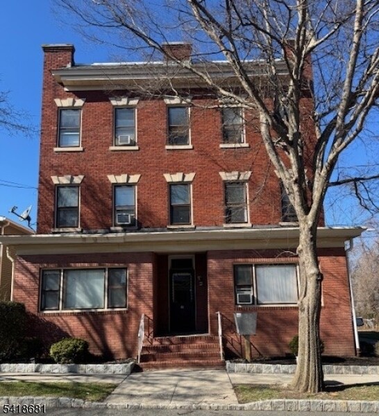 Building Photo - 20 North St