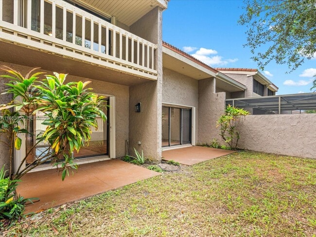 Building Photo - 203 Bonnie Brae Way