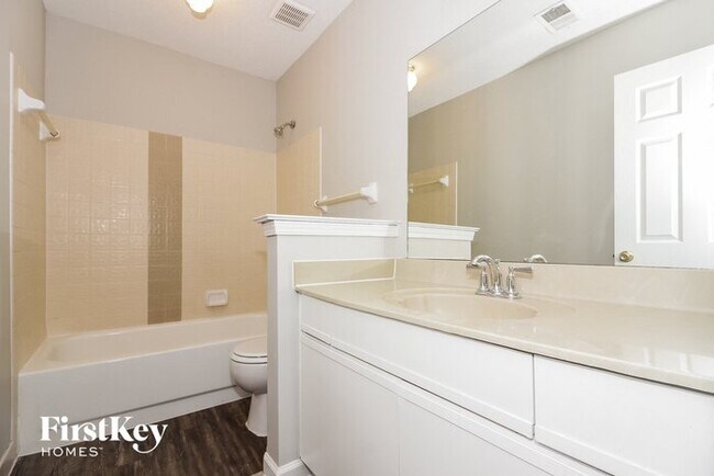 Building Photo - 7794 Deer Run Cove