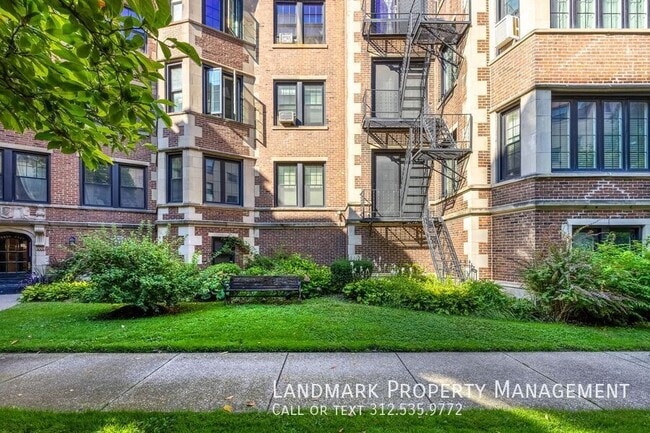 Building Photo - 5464 S Cornell Ave
