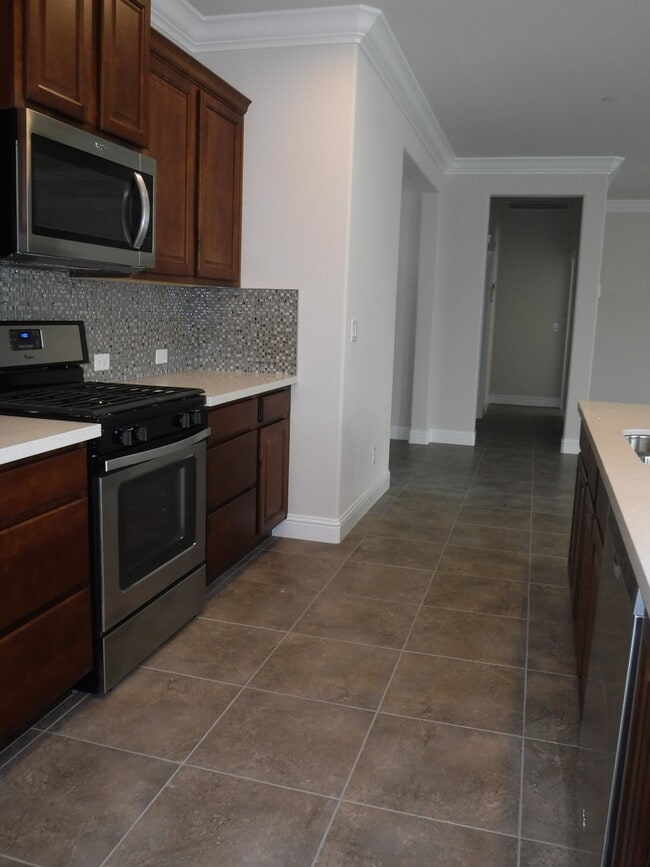 Building Photo - Beautiful Home In Highland Park