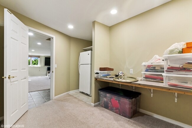 Building Photo - 3304 Rollingridge Rd