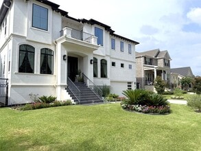 Building Photo - 4043 Tartan Ln