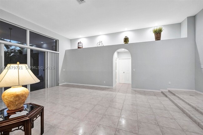 Building Photo - 18440 SW 77th Ct