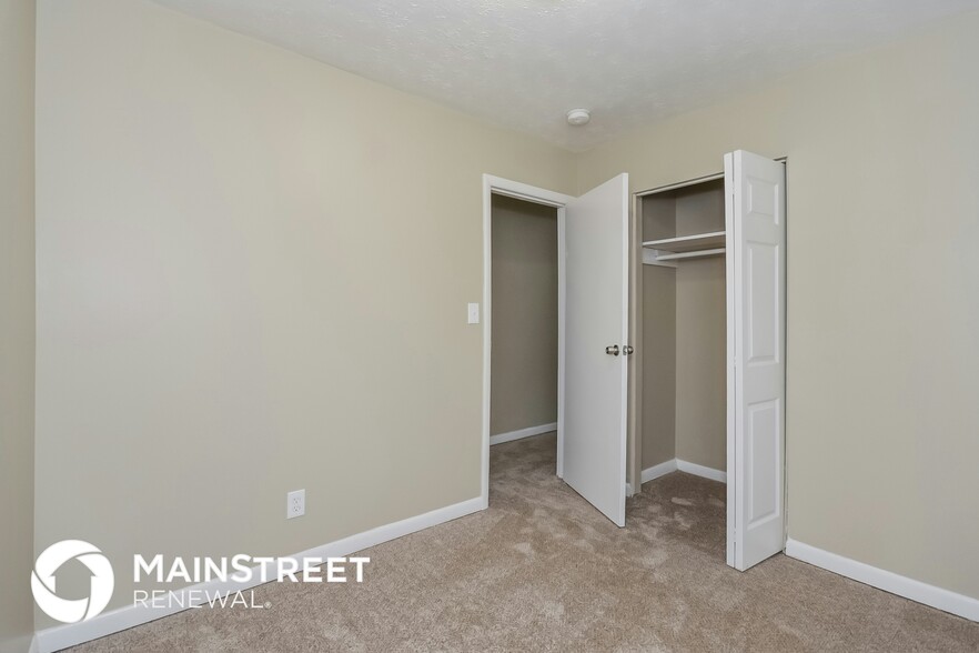 Building Photo - 464 Pinecrest Dr