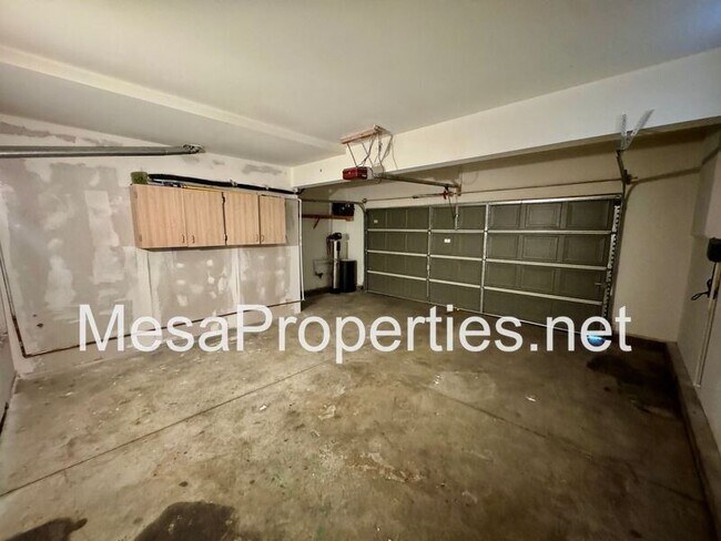 Building Photo - 8598 Cabin Pl