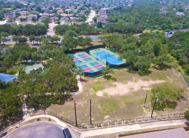 Building Photo - Beautiful 4 Bedroom Home in Gated Community!