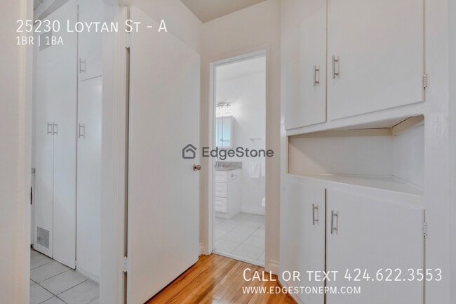 Building Photo - 25230 Loytan St