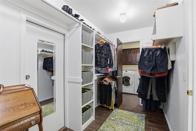 Building Photo - 1513 NW 185th St