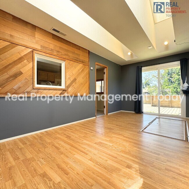 Building Photo - 9909 98th St SW