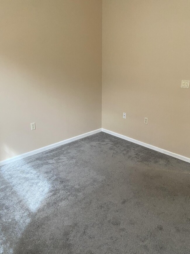 Building Photo - 906 Mariner Bay Blvd