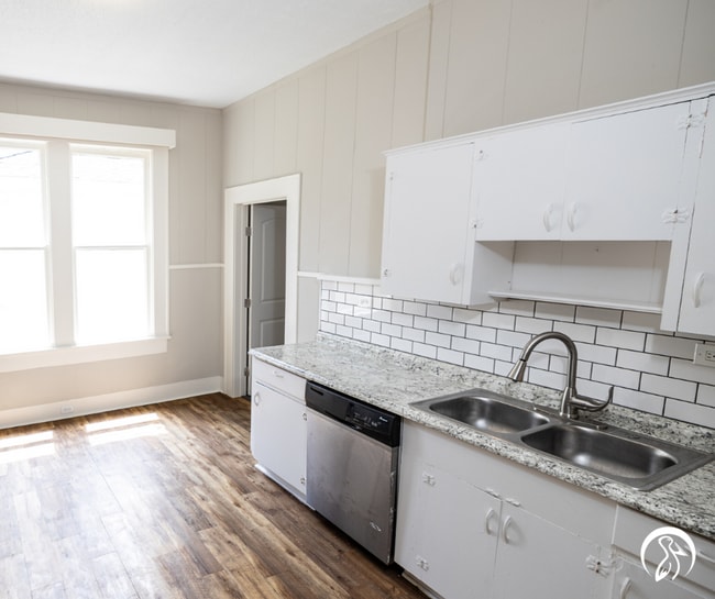 Building Photo - Pelican - Hilton St Duplex