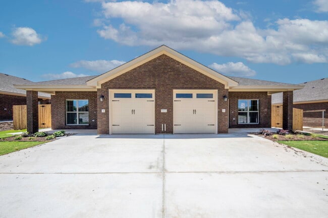 Building Photo - 5902 Cactus Flower Ln