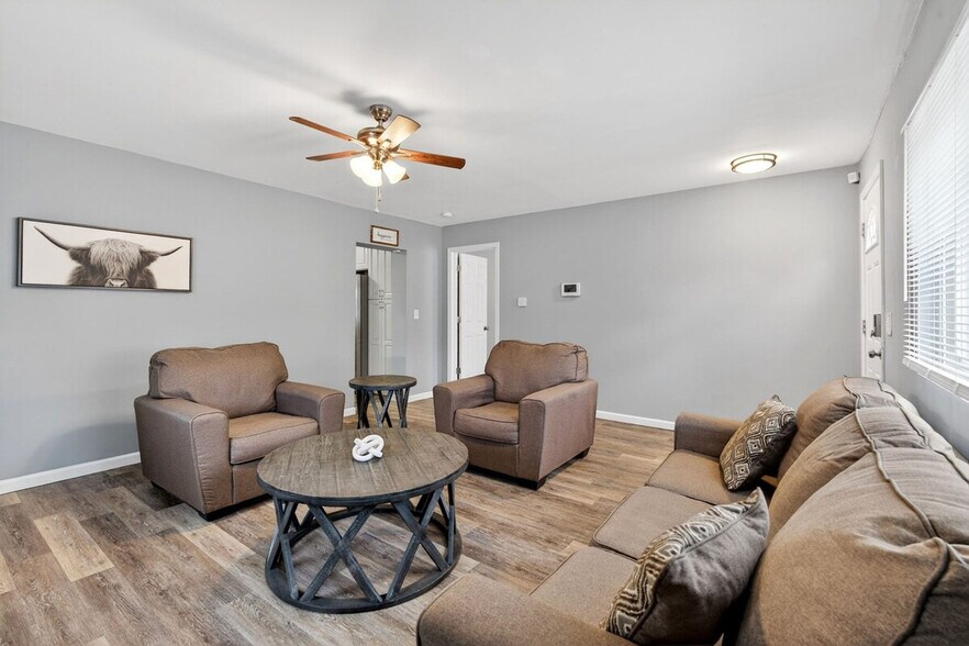 Building Photo - 7792 Alicia Ct