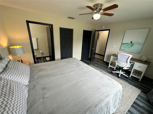 Building Photo - 4536 86th St W