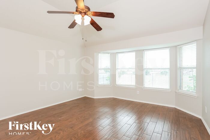 Building Photo - 5033 Charisma Dr