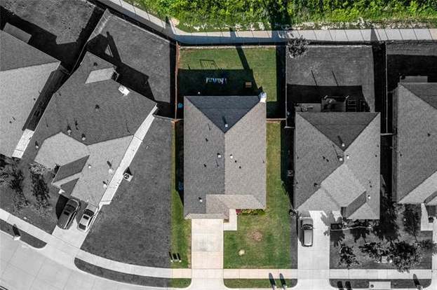 Building Photo - 2914 Whispering Pine Blvd