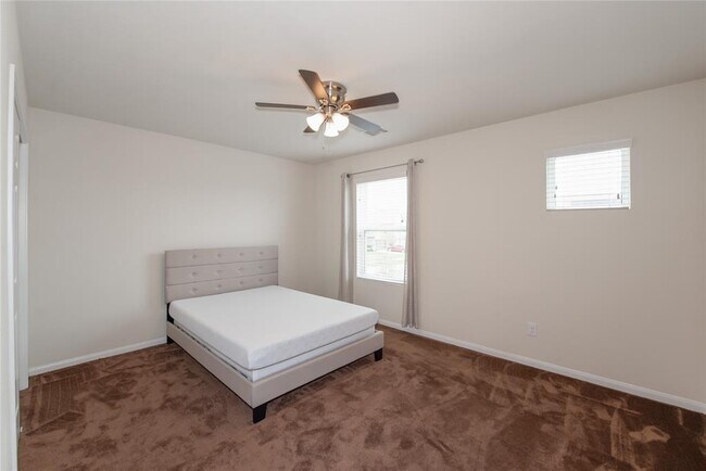 Building Photo - 2384 Elm Crossing Trail