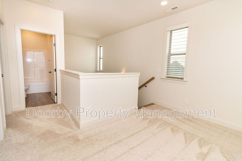 Building Photo - 1087 Cityscape Vw