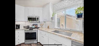 Building Photo - 33 Encantado Canyon