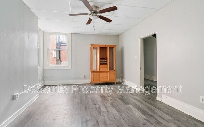 Building Photo - 1705 Tustin St