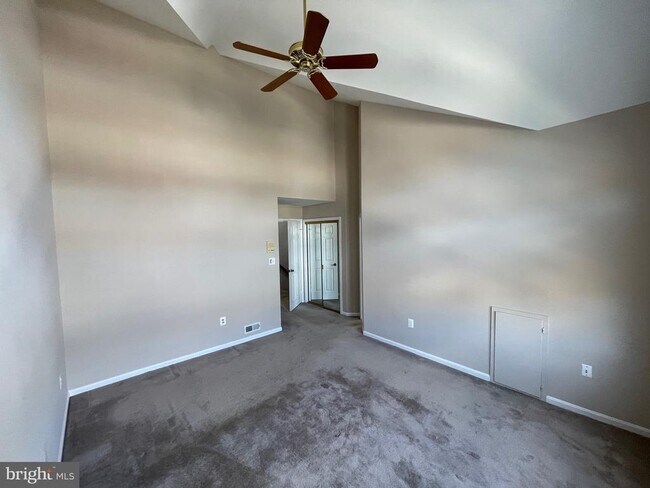 Building Photo - 6259 Traci Joyce Ln