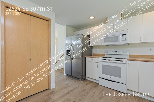 Building Photo - 12624 SE 307th St
