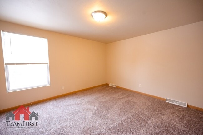 Building Photo - 2137 S Broadway