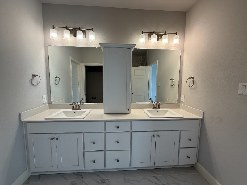 Building Photo - 12976 Jk Ojha St