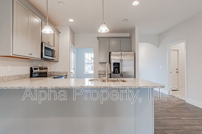 Building Photo - 73 Tannery Dr