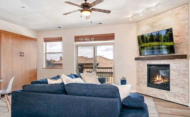Building Photo - Fully Furnished Mountain Condo | Flexible Lease Terms | Garage Included | Fraser, CO