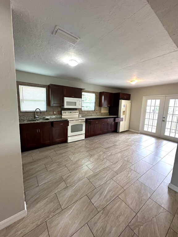 Building Photo - 8125 Winged Foot Dr