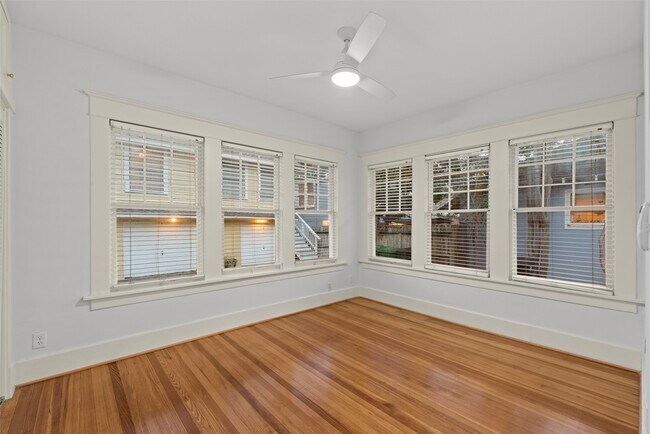 Building Photo - 1412 Kipling St