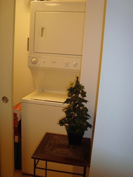 Building Photo - Luminaire Condominium - 1 bedroom