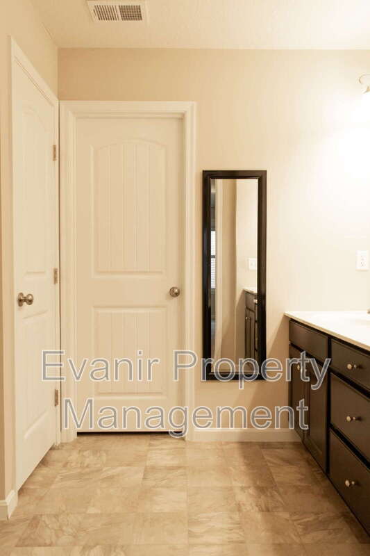 Building Photo - 14 Waterhaven Wy