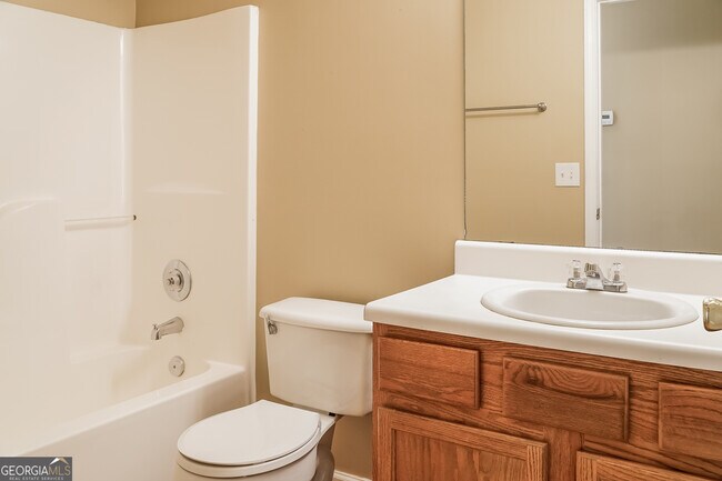 Building Photo - 50 Winterville Dr